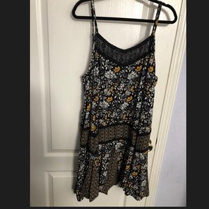 Torrid dress size 3 black flower and lace design